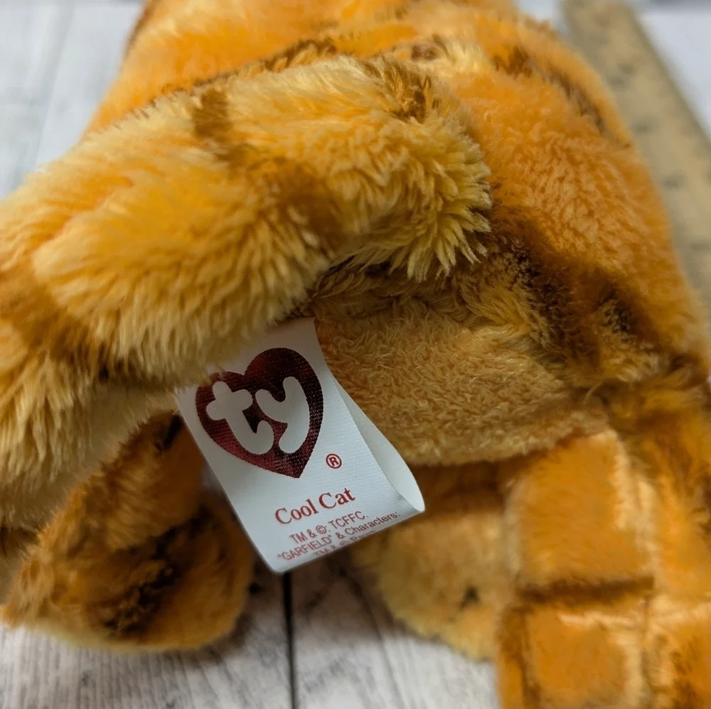 Ty Garfield Orange Stuffed Animal with Sunglasses